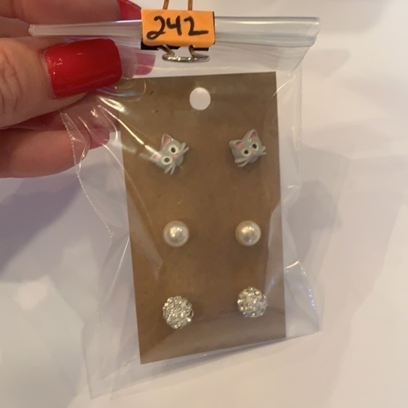 💐5/25 cat kitten faux Pearl crystal ball stud - Picture 5 of 6